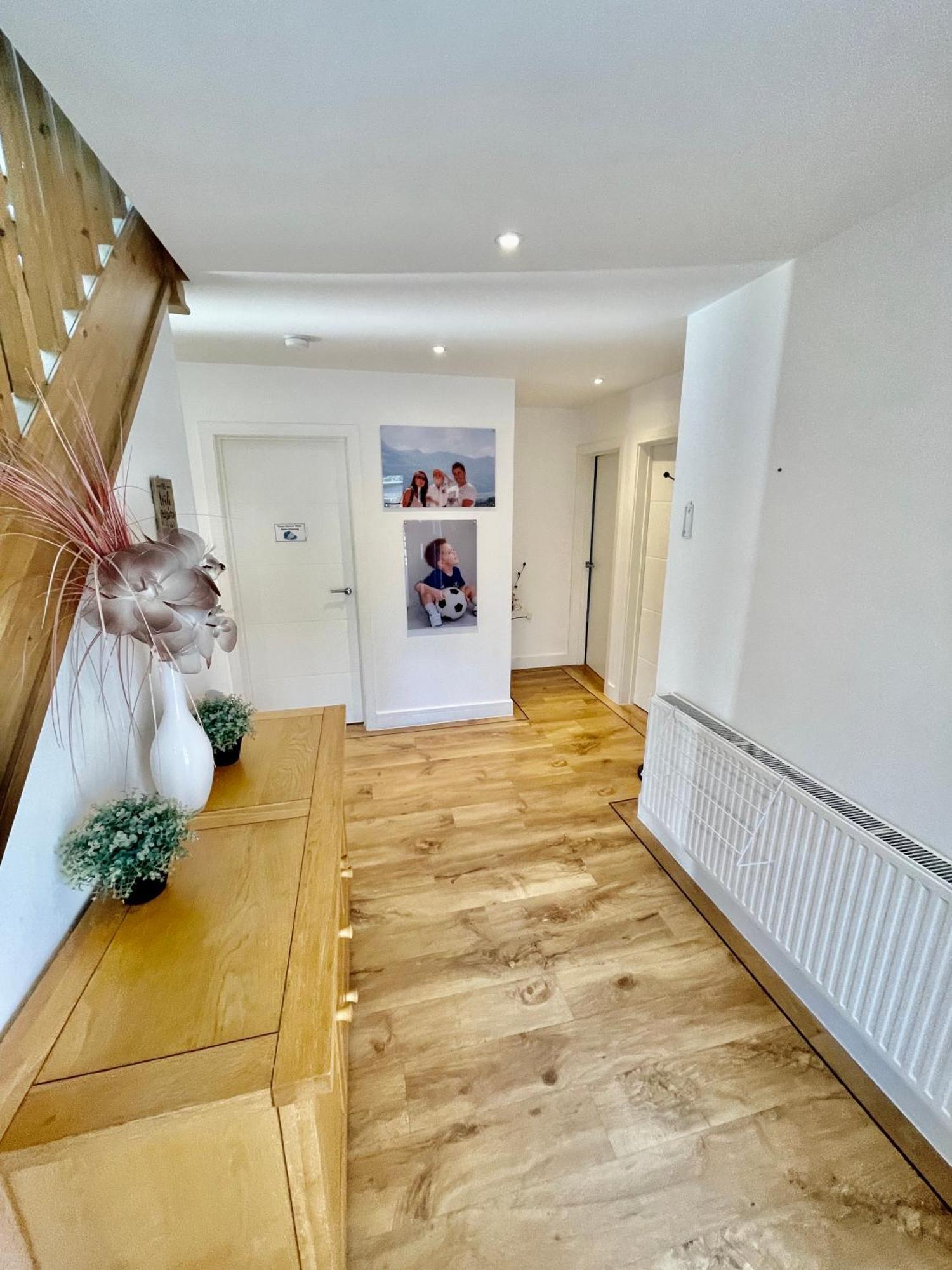 Four Corners Holiday Home Hot Tub & Sauna Ferndown Exteriör bild